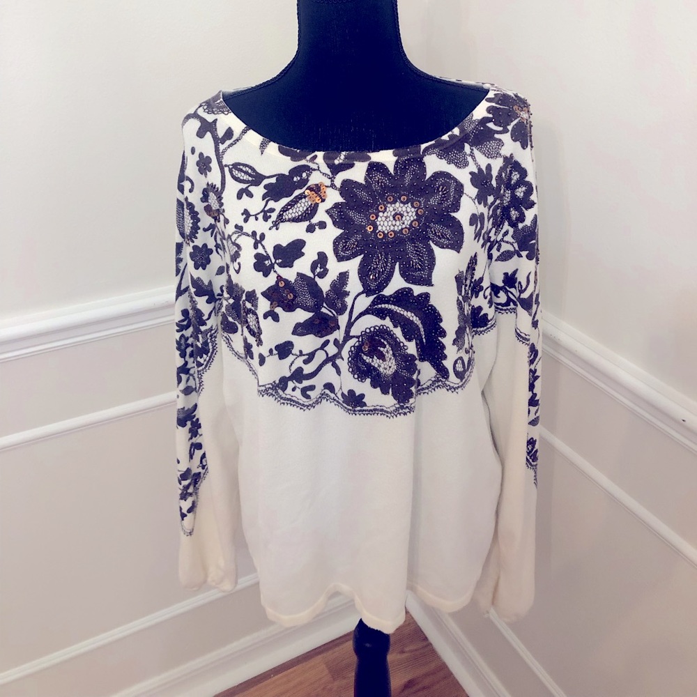 White long sleeve sweater